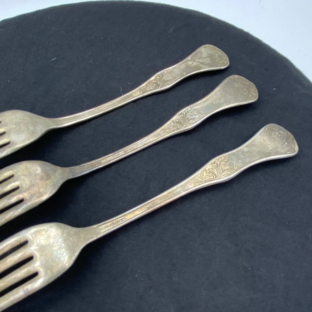 Antique William Rogers 1906 Flower Silverplate Dinner Forks Set 7.5